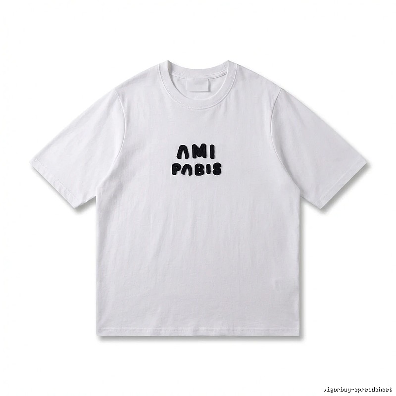 AMI Paris minimalist style white T-shirt