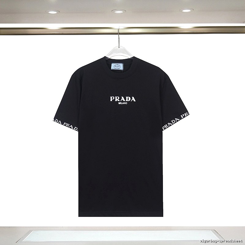 Amiri Resort Logo T-shirt Black Small AM for Travel Looks