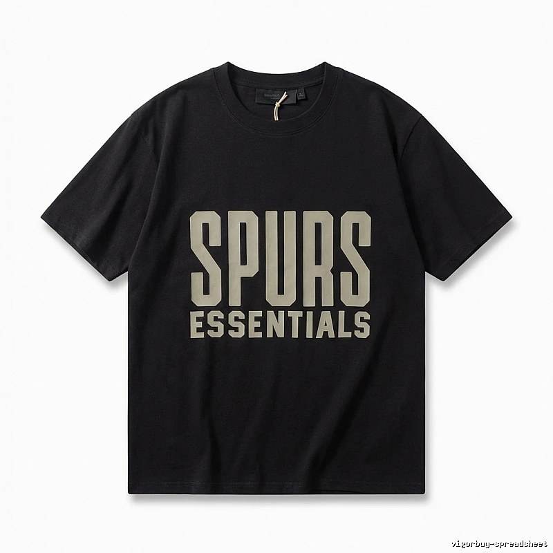 ESSENTIALS minimalist style black T-shirt