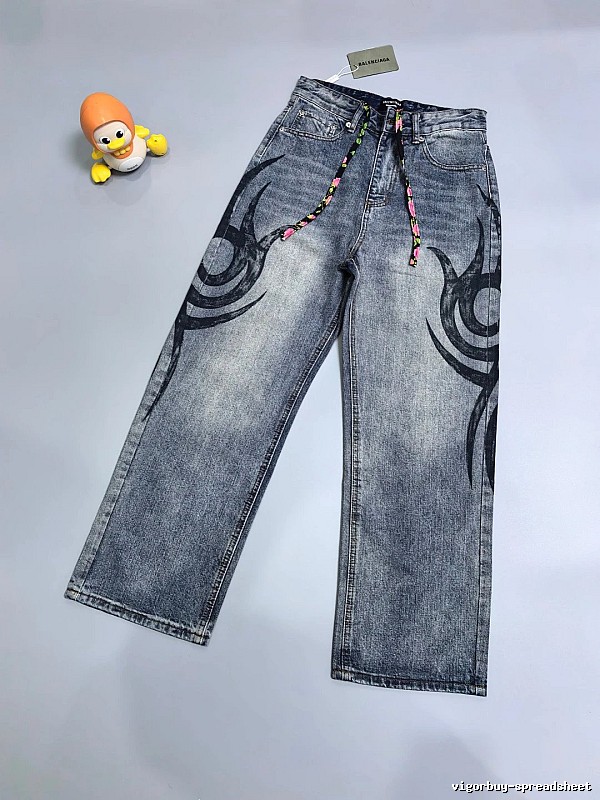 Graphic Wide Jeans with bold circular leg artwork and a relaxed fit - Casual