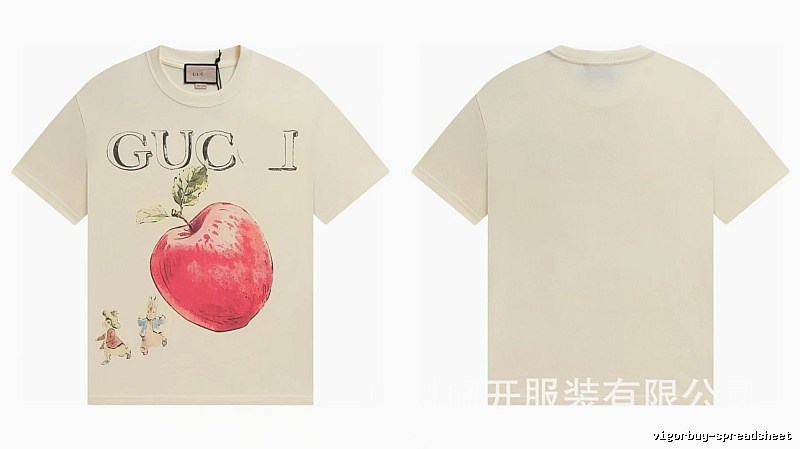 Gucci Apple Print Vintage Style Off-White T-Shirt