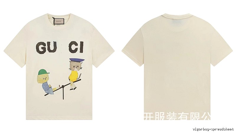 Gucci Playful Whimsical Animal Print Off-white T-shirt