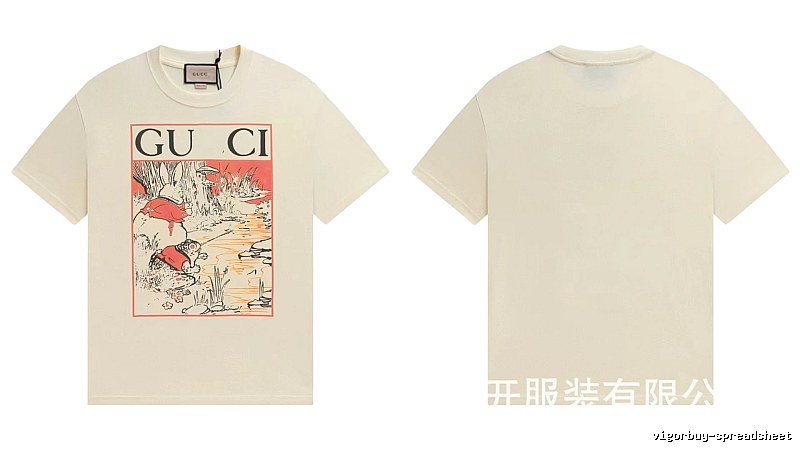 Gucci Vintage Style Illustration Print Off-white T-shirt