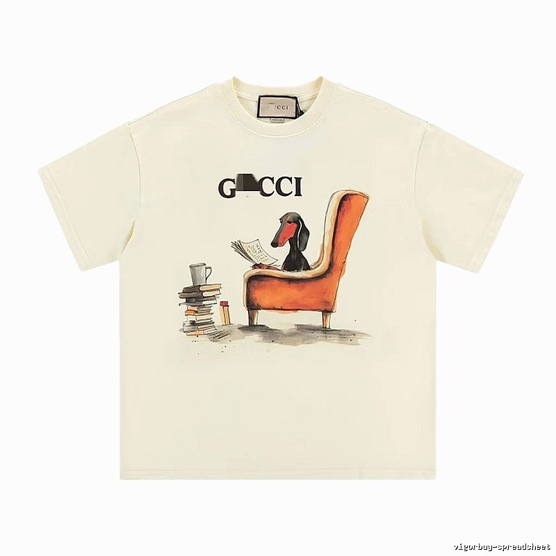 Gucci Vintage Style Off-white T-shirt with Dachshund Print
