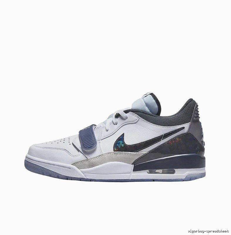 Jordan retro-style white and black sports shoes
