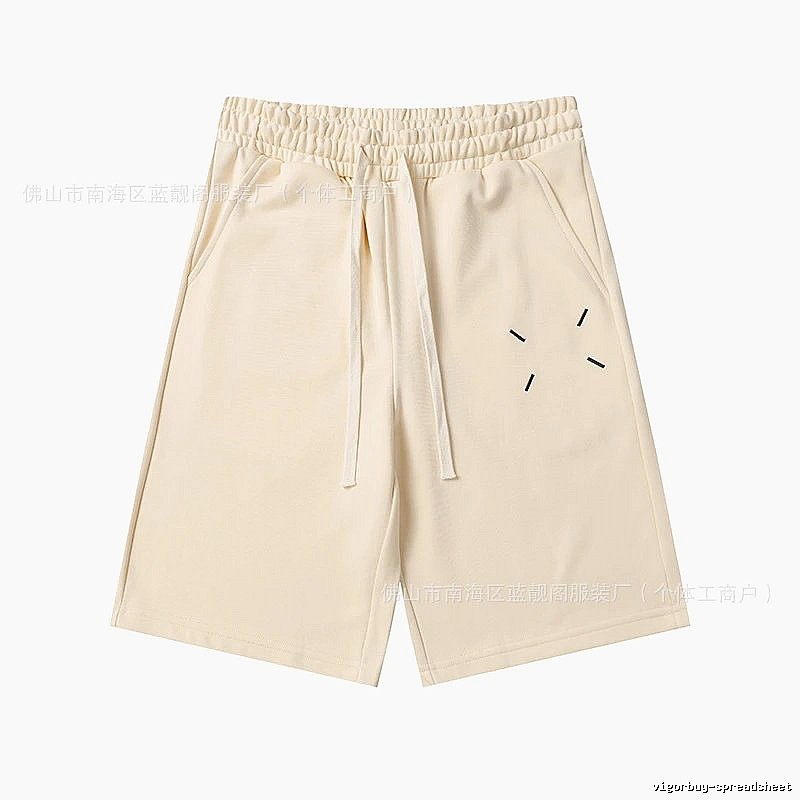 Maison Margiela minimalist style beige shorts