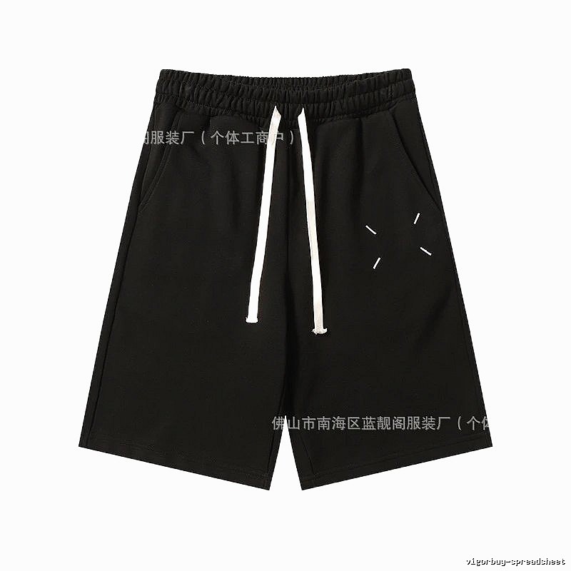 Maison Margiela minimalist style black shorts