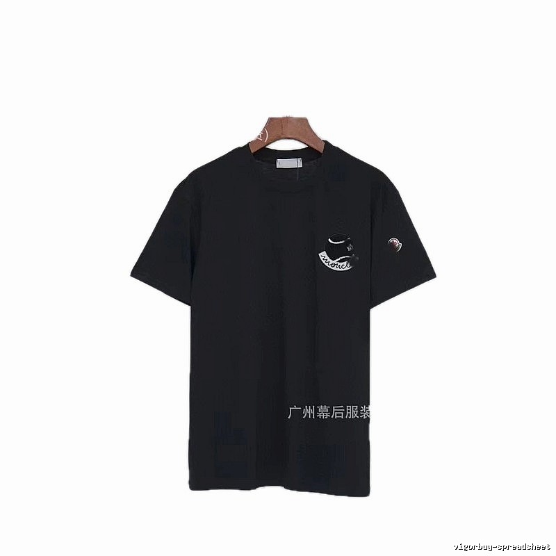 Moncler Embroidered Casual Black Short-sleeve T-shirt