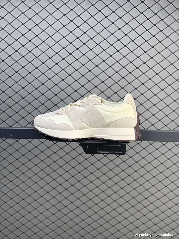 New Balance Cream and Beige Retro Runners and Sculpted Cushioning
