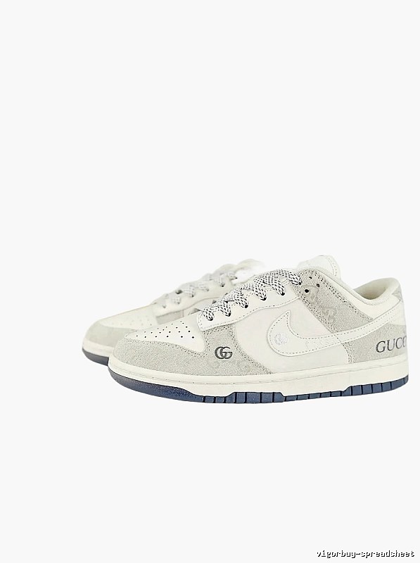 Nike Dunk Co-branded White and Grey Sports Shoes