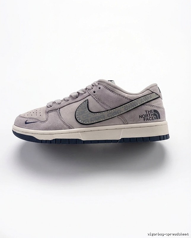 Nike Dunk Low Co-branded Grey Sports Shoes