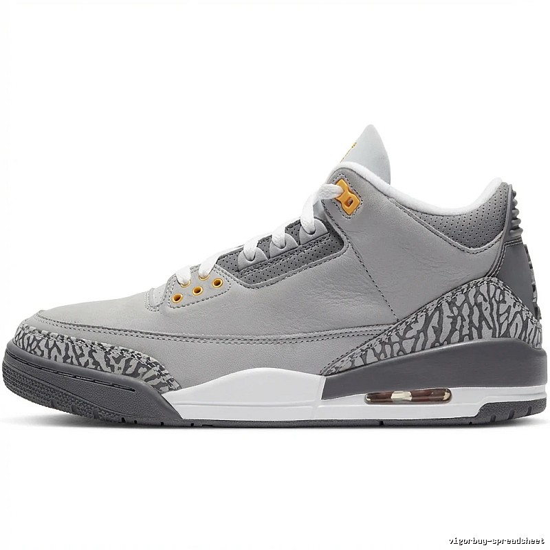 Retro-style grey shoes of Jordan 3