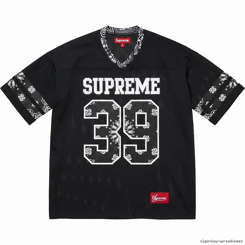 Supreme - printed sporty black T - shirt
