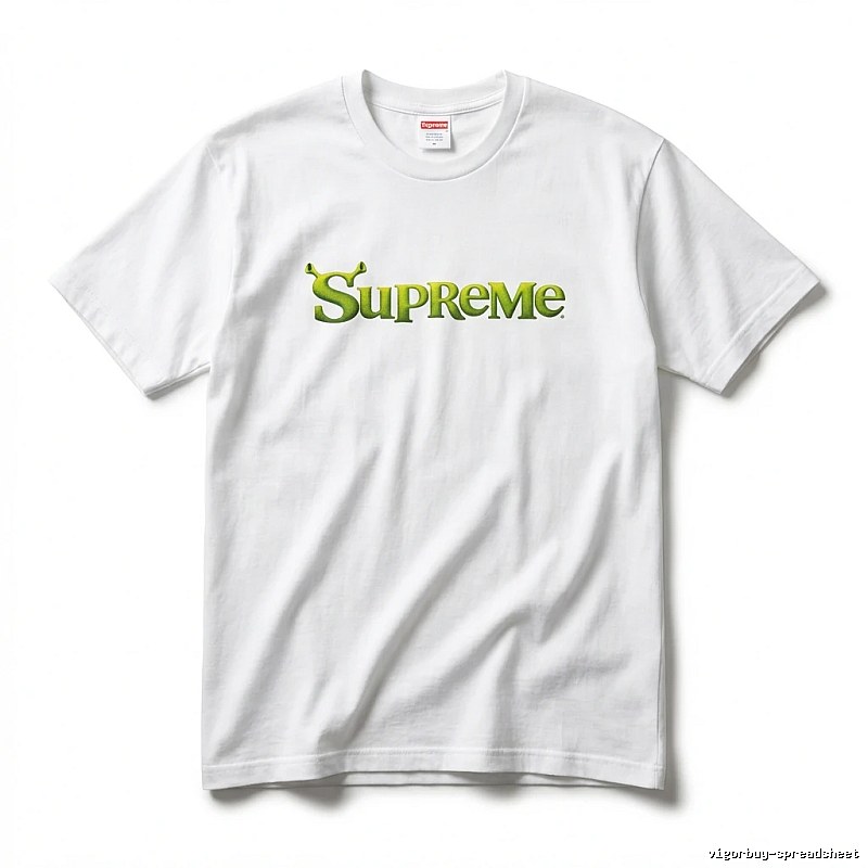 Supreme-printed trendy and cool white T-shirt