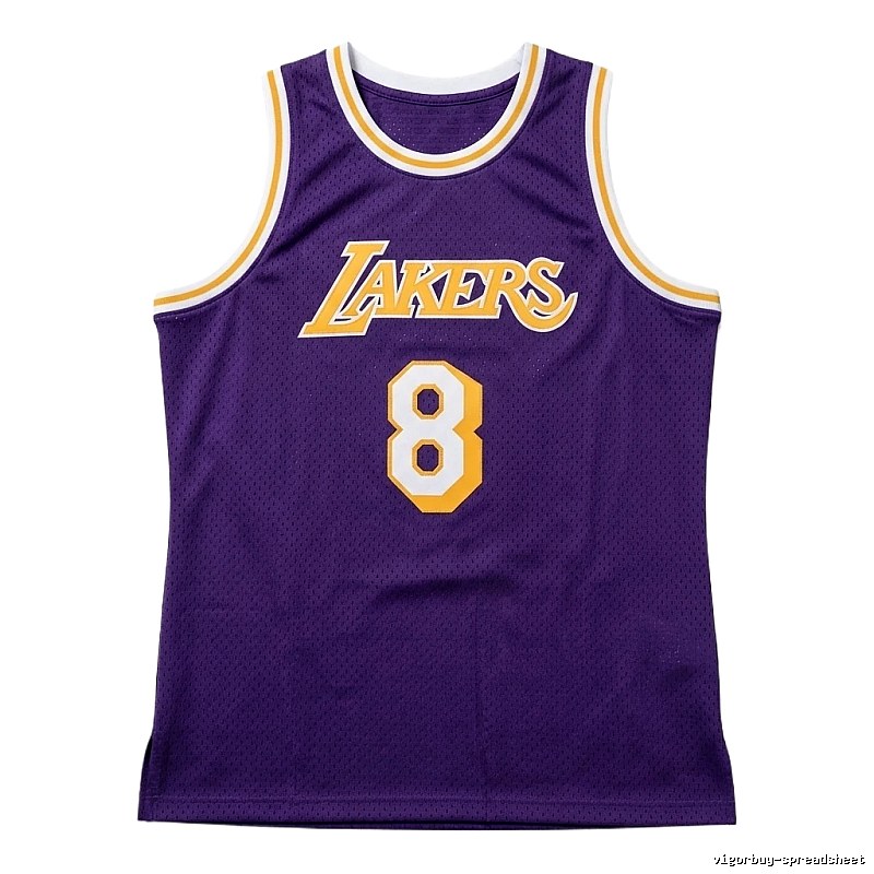 The classic blue jersey of the Michael Jordan.