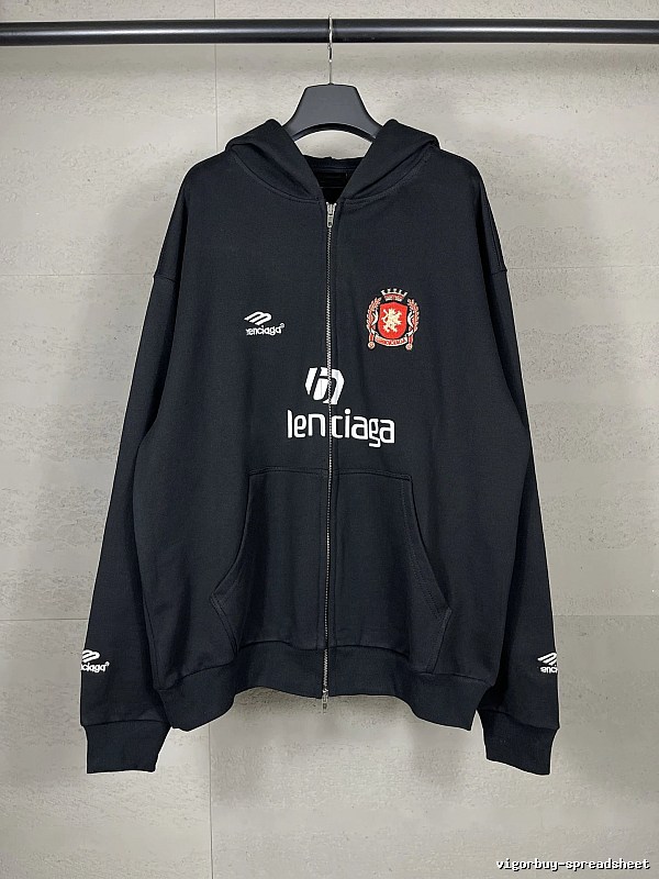 Valencia Classic Soccer hoodie Black Valencia Crest for Daily Styling