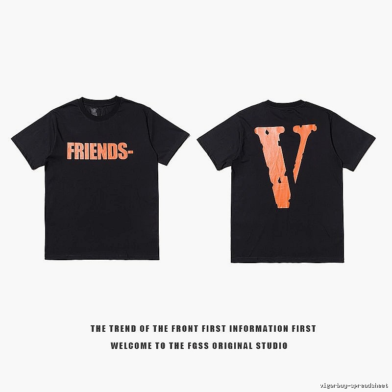 Vlone Urban Logo T-shirt Black Purple Vlone with Statement Pattern